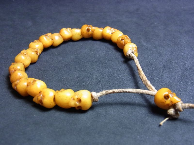 チベット・ヤクの骨珠の念珠ブレスレット （チベタンスカル（ルンゴ）） - Chagamocraft (チャガモクラフト)