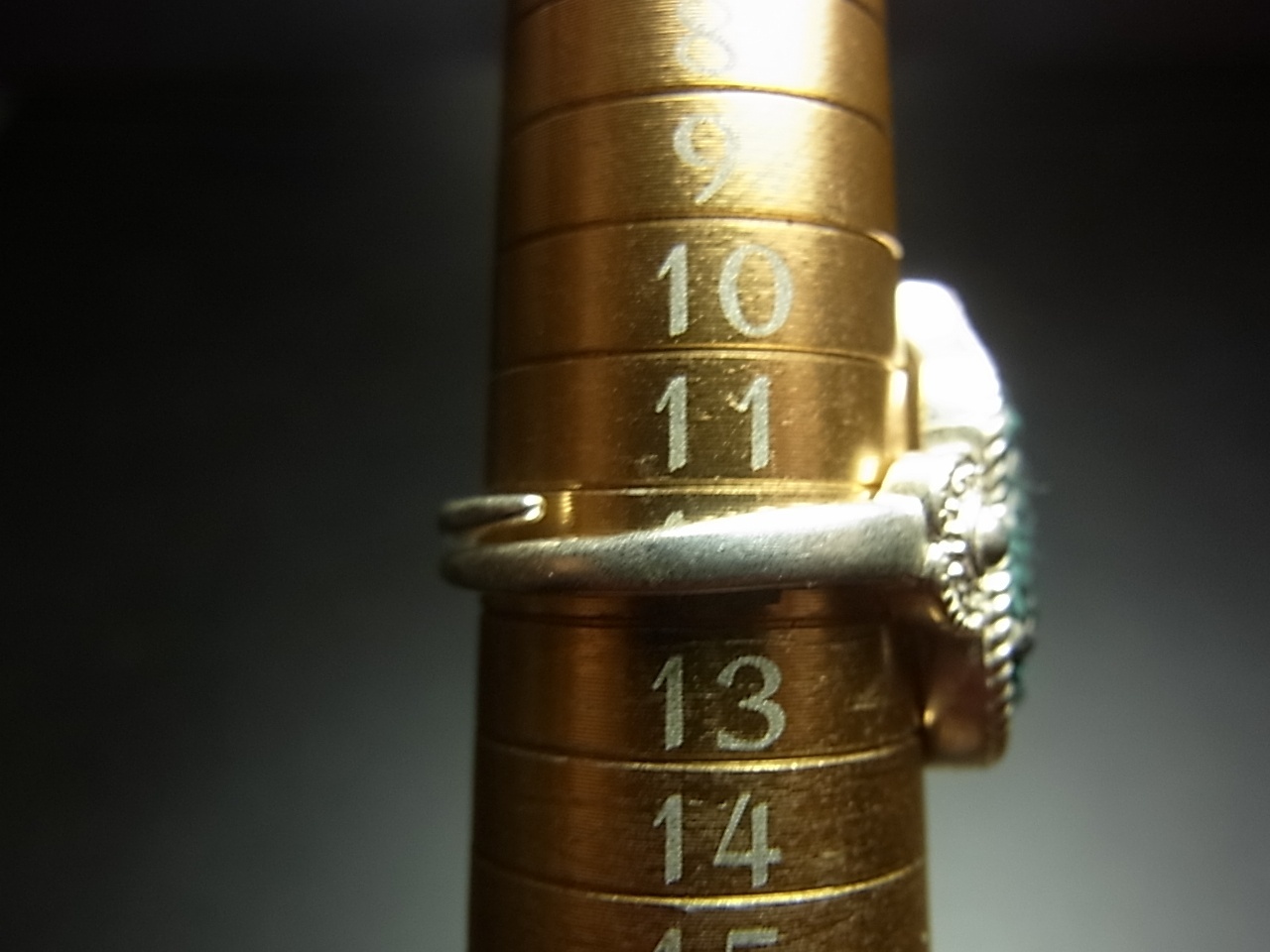 貴州ミャオ族の刺繍古裂リング（苗銀製） - Chagamocraft (チャ