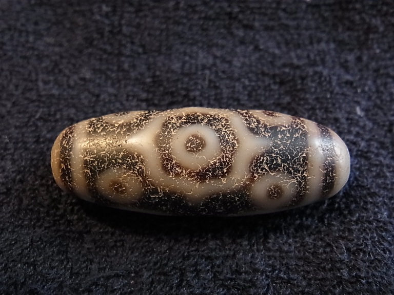 《御宝特出・強力波動》法螺天珠（神の化身）天然石　天珠16cmチベットジービーズ