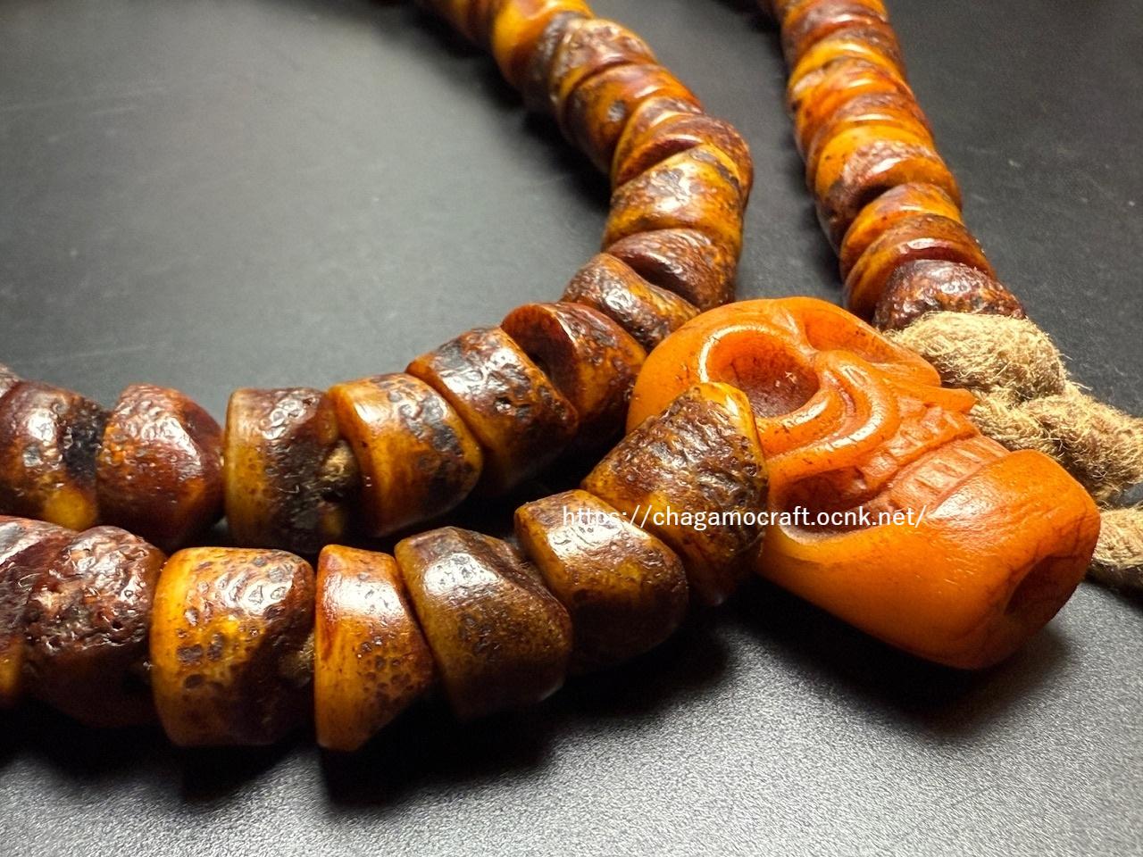 チベタン眉心骨カパラの御数珠 (Old Tibetan eye brow bone